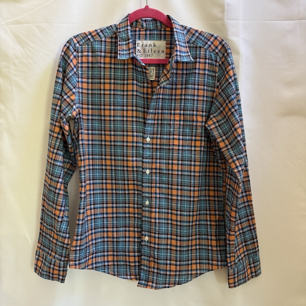 Frank and Eileen Tailored Button Up Barry Blue Plaid Shirt Sz L Crinkle Cotton